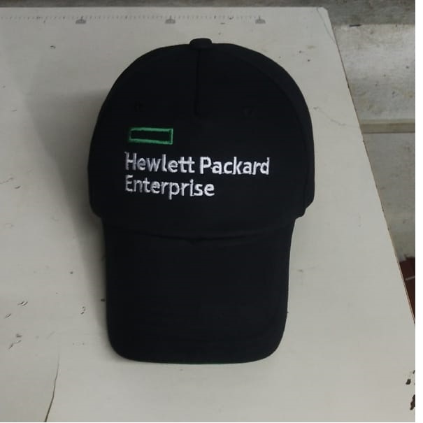 Black cap with hewlett packard enterprise text logo
